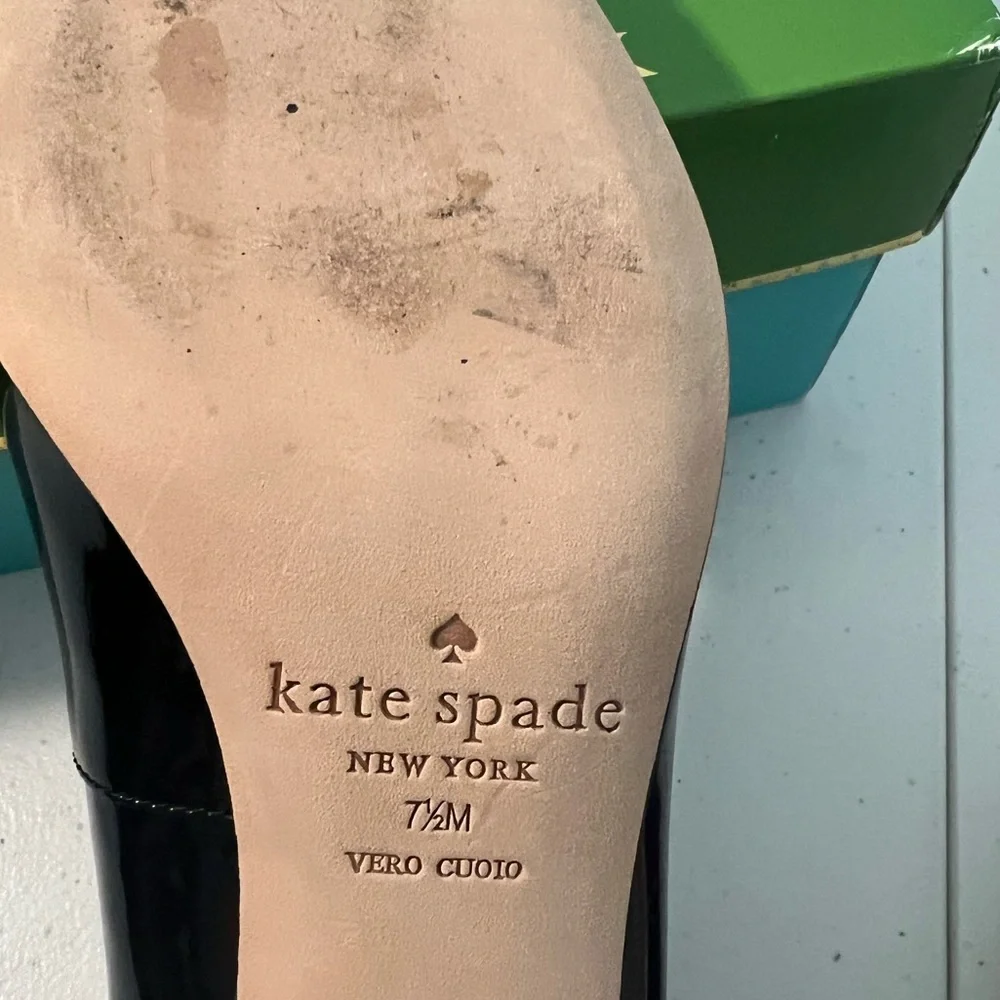 Kate Spade Glossy Black Heels with Glitter Size 7.5